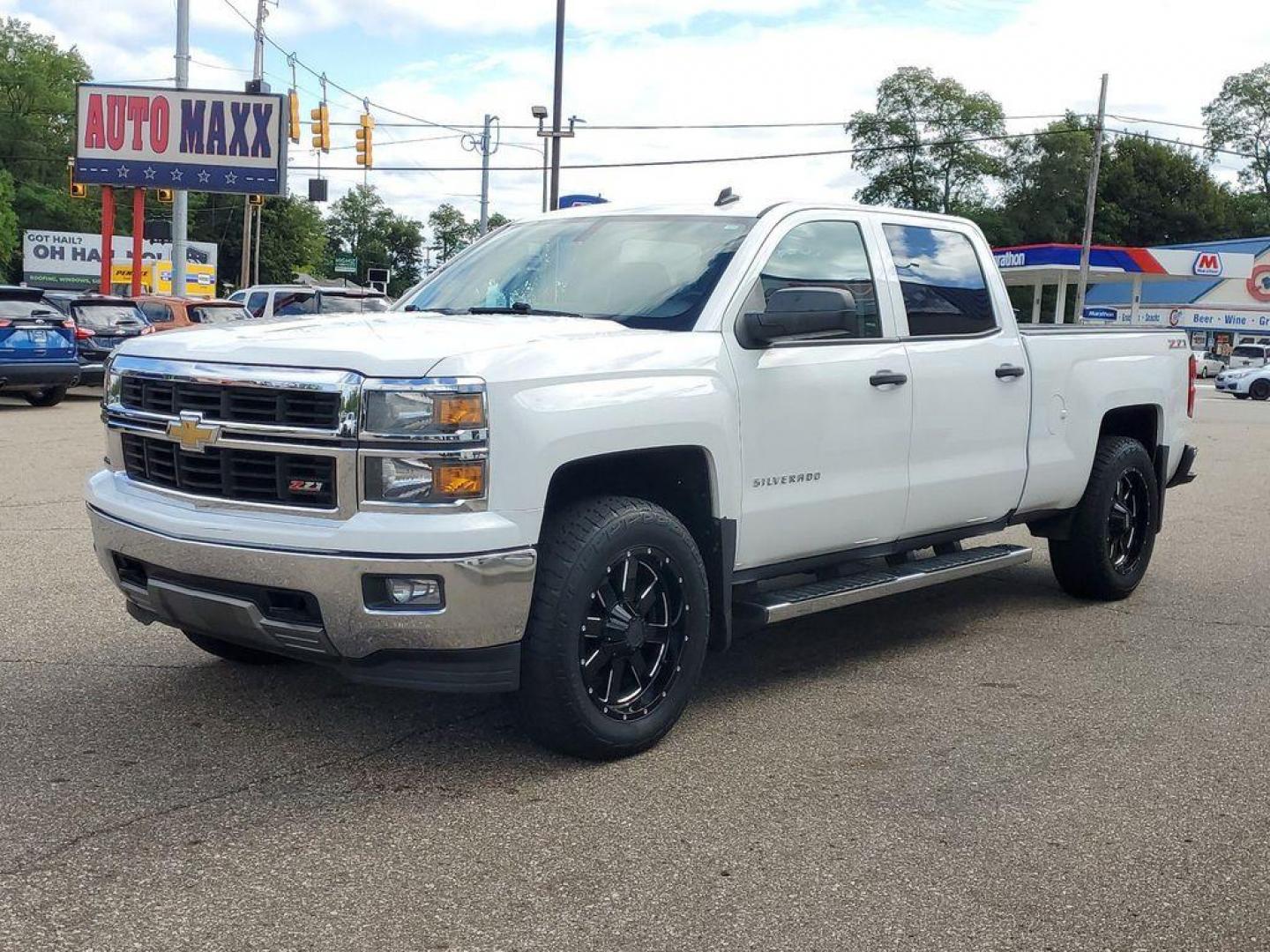 2014 Black /Jet Black Chevrolet Silverado 1500 1LT Crew Cab 4WD (3GCUKREC7EG) with an 5.3L V8 OHV 16V engine, 6-Speed Automatic transmission, located at 234 Columbia Ave, Battle Creek, MI, 49015, (269) 222-0088, 42.298264, -85.192543 - <b>Vehicle Details</b><br>Rev up your excitement for the 2014 Chevrolet Silverado 1500 LT! This powerhouse pickup is built to impress with its robust V8, 5.3L engine that delivers unmatched performance and reliability. Whether you're hauling heavy loads or cruising on the open road, the Silverado's - Photo#1