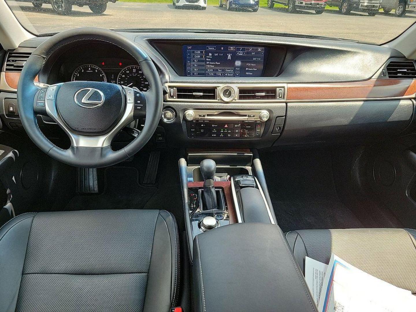 2015 Obsidian /Black Lexus GS 350 AWD (JTHCE1BL2FA) with an 3.5L V6 DOHC 24V engine, 6-Speed Automatic transmission, located at 6064 Gull Rd, Kalamazoo, MI, 49048, (269) 222-0088, 42.328388, -85.512924 - <b>Vehicle Details</b><br>For Sale: 2015 Lexus GS 350 Base (A6) 33,309 Miles Discover luxury and performance with this meticulously maintained 2015 Lexus GS 350 Base (A6). With only 33,309 miles, this CARFAX 1-Owner vehicle is an exceptional find. Powered by a robust V6, 3.5L engine and equipped w - Photo#23