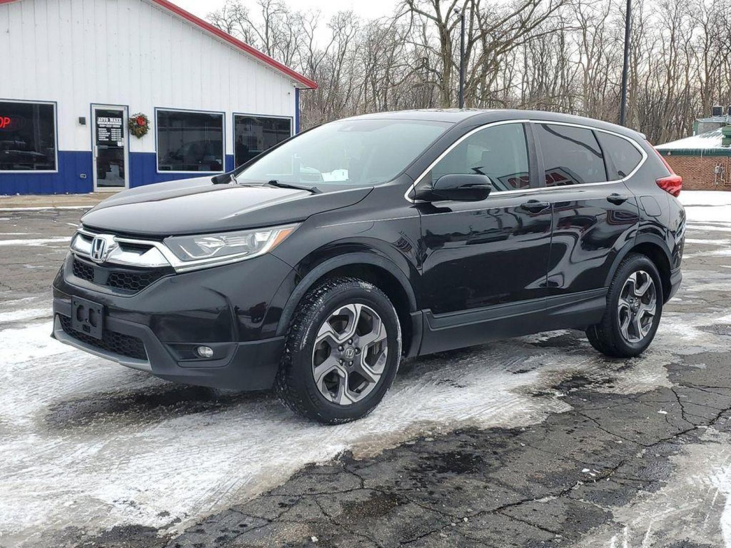 2019 BLACK /GREY Honda CR-V EX AWD (7FARW2H5XKE) with an 1.5L L4 16V DOHC TURBO engine, CVT transmission, located at 6064 Gull Rd, Kalamazoo, MI, 49048, (269) 222-0088, 42.328388, -85.512924 - Unleash your adventurous spirit with this impressive 2019 Honda CR-V EX, a perfect blend of style, performance, and cutting-edge technology! Powered by a robust 4-cylinder, 1.5L turbocharged engine, this Honda CR-V delivers remarkable efficiency and a dynamic driving experience that makes every jour - Photo#1