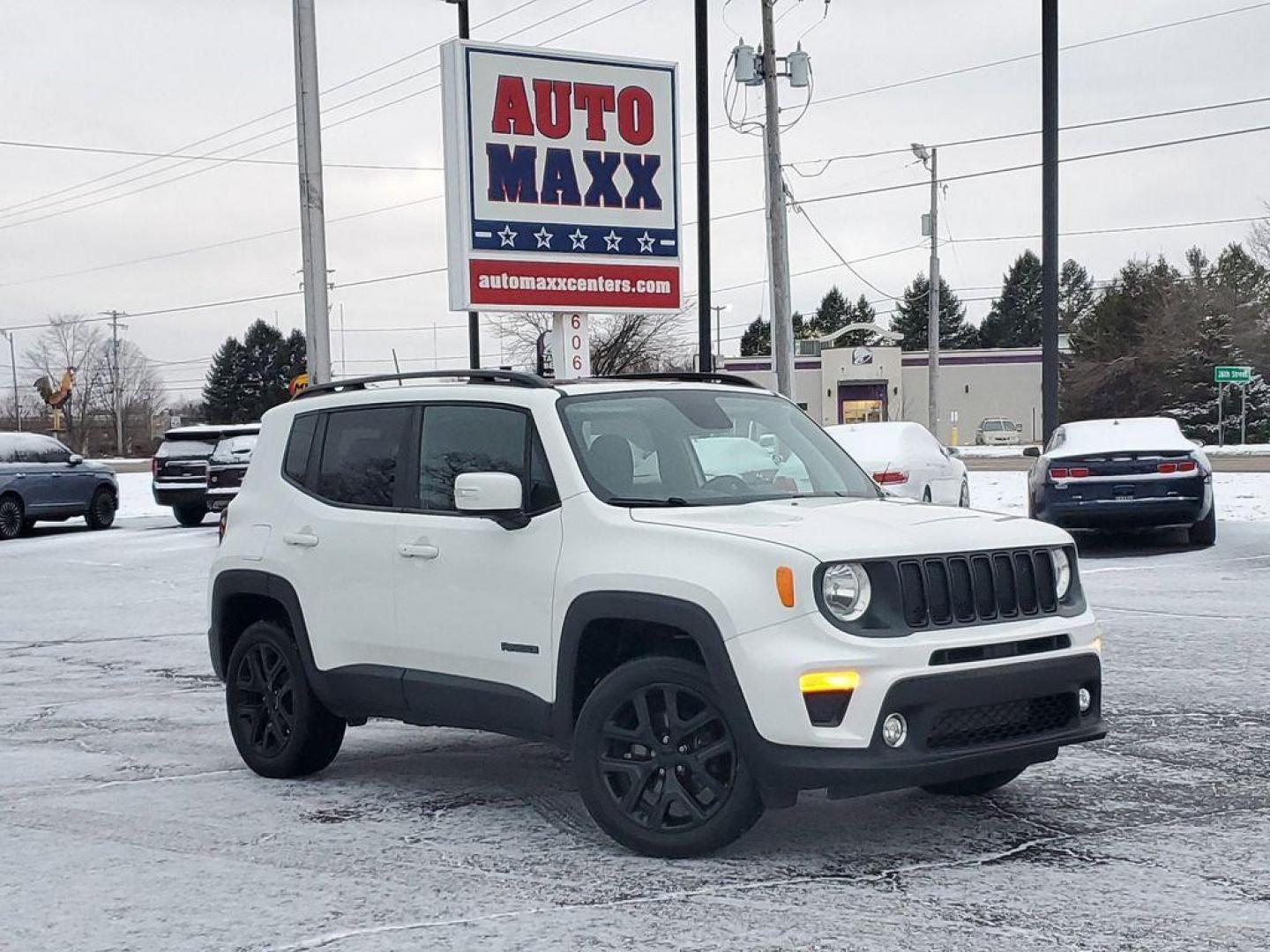 2019 Alpine White Clearcoat /black Jeep Renegade Latitude 4WD (ZACNJBBB4KP) with an 2.4L L4 DOHC 16V engine, 9A transmission, located at 6064 Gull Rd, Kalamazoo, MI, 49048, (269) 222-0088, 42.328388, -85.512924 - <b>Summary</b><br>Power Moonroof<br><br><b>Vehicle Details</b><br>Explore the perfect blend of style, capability, and modern technology with our 2019 Jeep Renegade Altitude. This versatile SUV is ready to elevate your driving experience with its robust 4WD system and efficient 4-cylinder, 2.4L engin - Photo#0