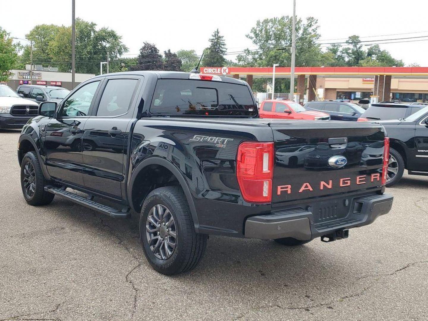 2021 Shadow Black /Ebony Ford Ranger XL SuperCrew 4WD (1FTER4FH7ML) with an 2.3L L4 DOHC 16V engine, 10A transmission, located at 234 Columbia Ave, Battle Creek, MI, 49015, (269) 222-0088, 42.298264, -85.192543 - <b>Vehicle Details</b><br>Discover the perfect blend of power and versatility with this stunning pre-owned 2021 Ford Ranger XLT! This dynamic vehicle is built to conquer any terrain with its robust 4WD system and efficient 4 Cyl, 2.3L engine, delivering both impressive performance and remarkable fue - Photo#2