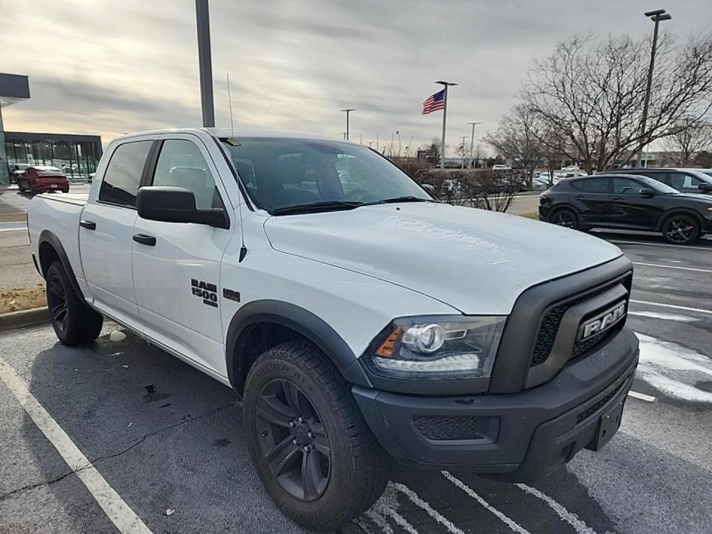 2021 Bright White Clearcoat /BLACK RAM 1500 Classic Tradesman Crew Cab SWB 4WD (1C6RR7LT3MS) with an 5.7L V8 OHV 16V engine, 8A transmission, located at 6064 Gull Rd, Kalamazoo, MI, 49048, (269) 222-0088, 42.328388, -85.512924 - Discover the powerful performance and rugged reliability of the 2021 Ram 1500 Classic Warlock at our dealership. This exceptional pickup is equipped with a robust V8, 5.7L engine and advanced 4WD capabilities, making it the perfect choice for both work and play. With only one previous owner and a CA - Photo#1