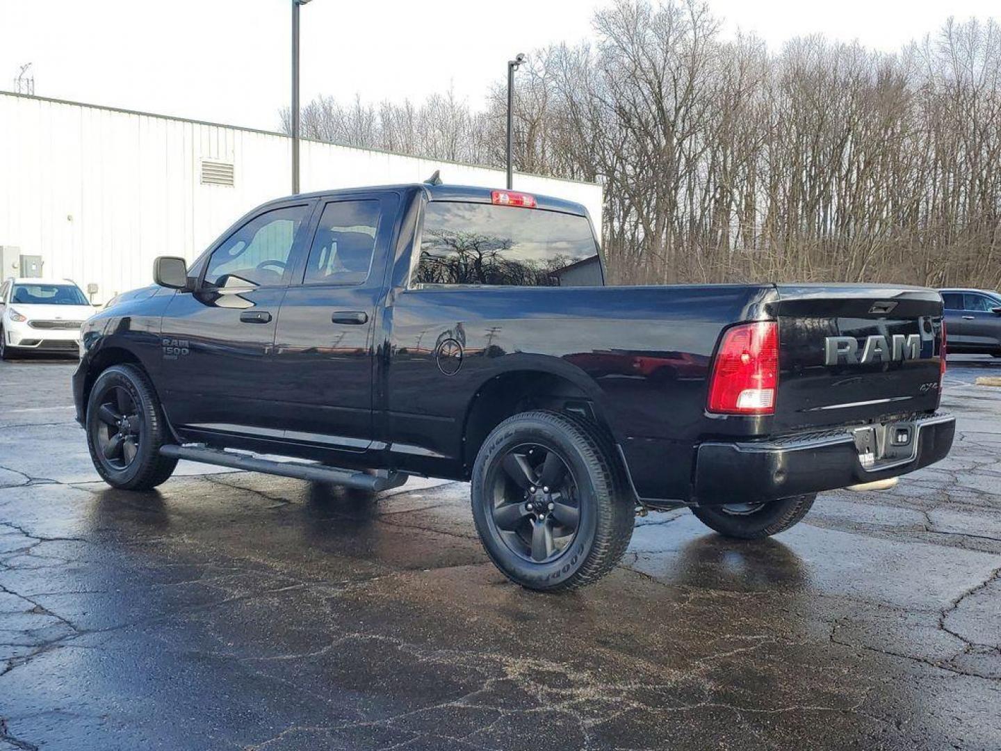 2021 BLACK /GREY RAM 1500 Classic Tradesman Quad Cab 4WD (1C6RR7FG5MS) with an 3.6L V6 DOHC 24V FFV engine, 8A transmission, located at 6064 Gull Rd, Kalamazoo, MI, 49048, (269) 222-0088, 42.328388, -85.512924 - For sale: a robust and reliable 2021 Ram 1500 Classic EXPRESS with just 46,390 miles. Equipped with a powerful V6, 3.6L engine and 4WD, this truck is ready to tackle any adventure, whether you're hitting the trails or cruising on the highway. Experience the perfect blend of comfort and capability.<b - Photo#2