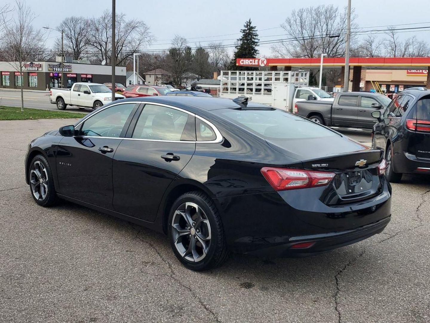 2022 Mosaic Black Metallic /Jet Black Chevrolet Malibu LT (1G1ZD5ST2NF) with an 1.5L L4 DOHC 16V engine, 6A transmission, located at 234 Columbia Ave, Battle Creek, MI, 49015, (269) 222-0088, 42.298264, -85.192543 - <b>Vehicle Details</b><br>For sale at our dealership is a pristine 2022 Chevrolet Malibu LT, perfect for those seeking style, comfort, and performance in a midsize sedan. This Malibu comes with a 4-cylinder, 1.5L engine paired with front-wheel drive, ensuring a smooth and efficient driving experienc - Photo#2