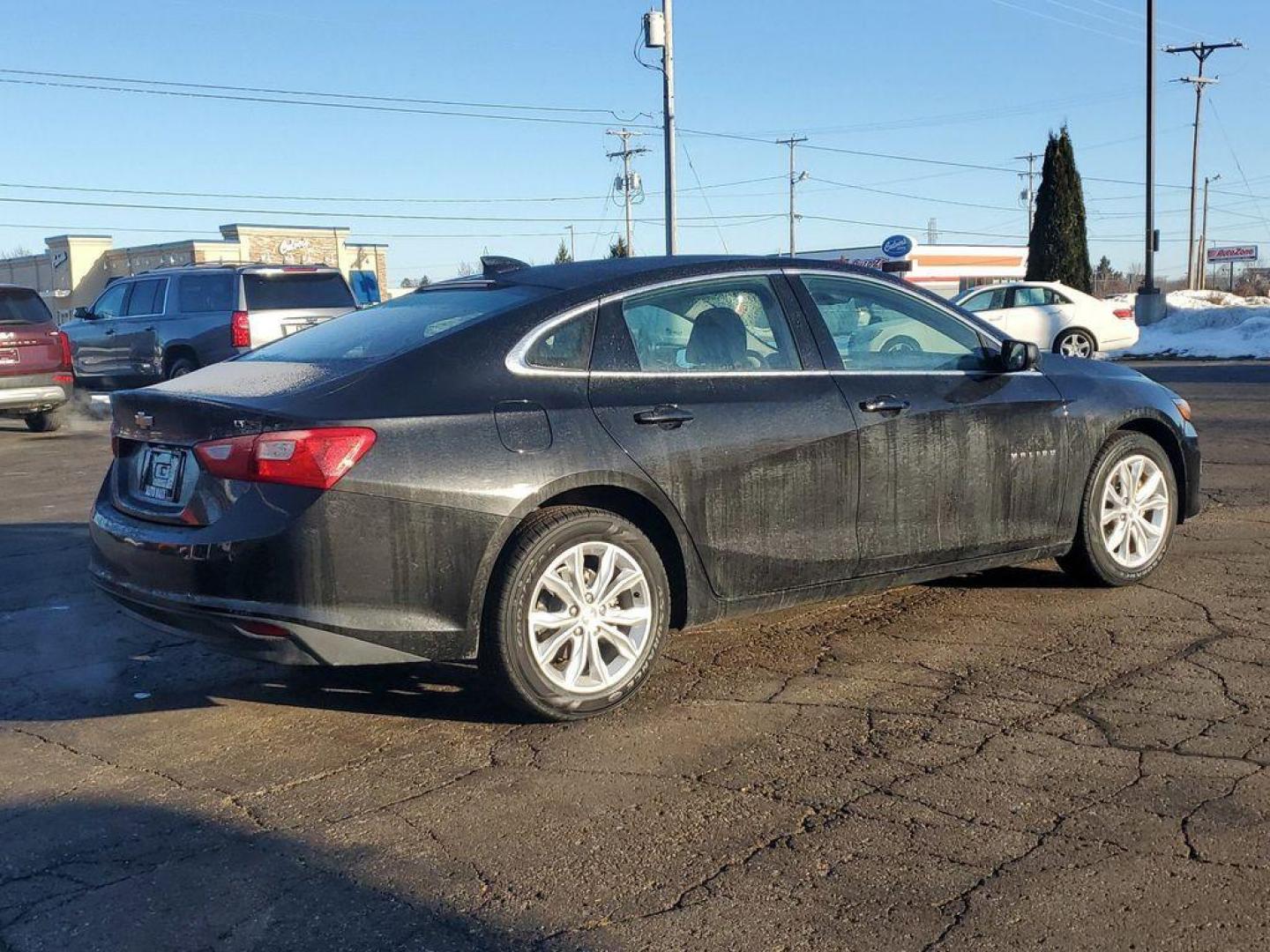 2024 Mosaic Black Metallic /Jet Black Chevrolet Malibu 1LT (1G1ZD5ST9RF) with an 1.5L L4 DOHC 16V engine, 6A transmission, located at 6064 Gull Rd, Kalamazoo, MI, 49048, (269) 222-0088, 42.328388, -85.512924 - Introducing the 2024 Chevrolet Malibu LT, a pristine sedan that combines style, efficiency, and advanced technology. With only 0 miles on the odometer, this vehicle offers a like-new driving experience, perfect for those seeking reliability and modern amenities. Powered by a robust 4-cylinder, 1.5L - Photo#3